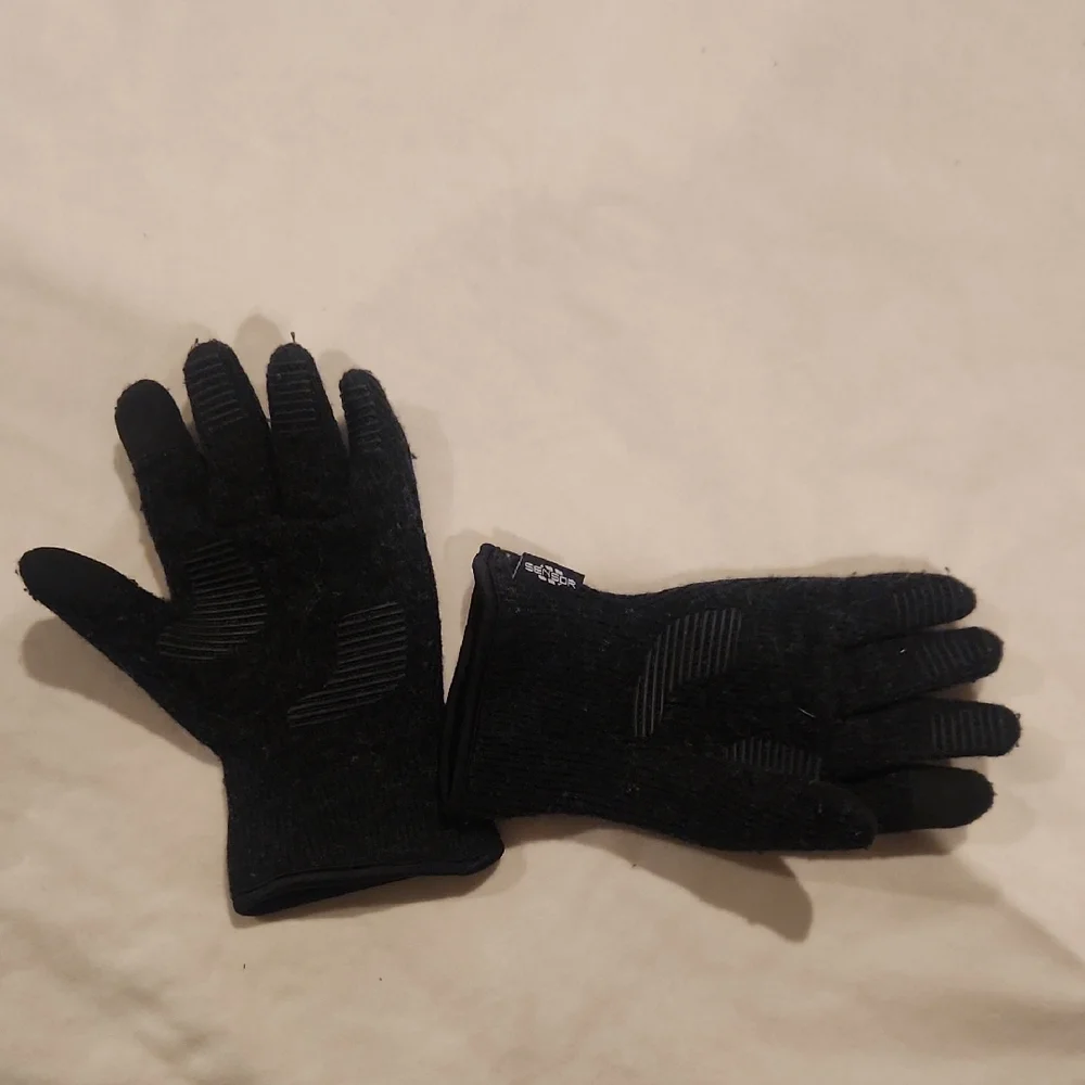 Kids OUTDOOR RESEARCH black Gloves Black Knit Gloves